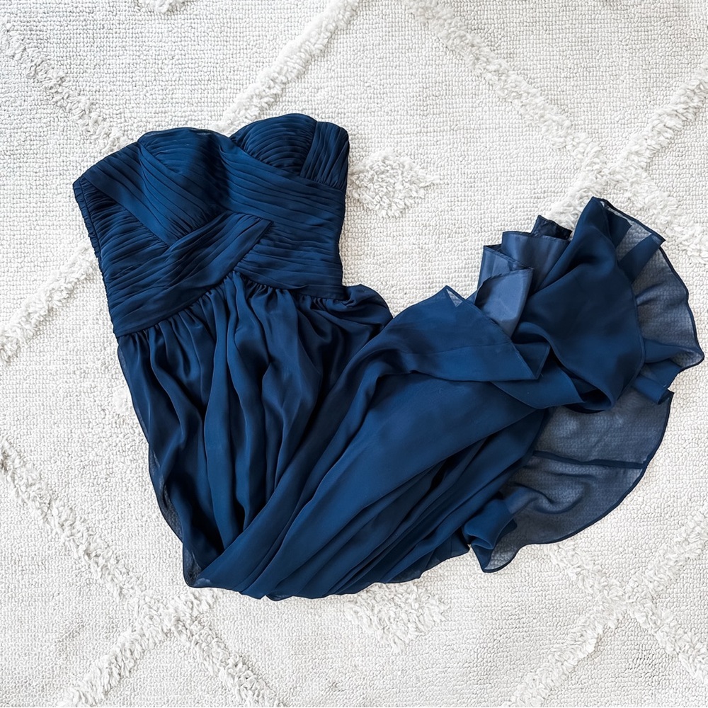 JS Boutique Hi-Low Navy Gown - Size 4